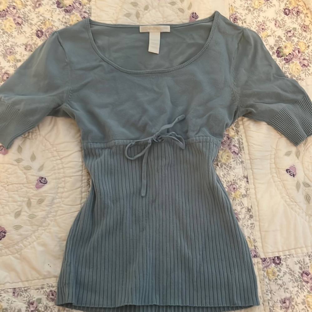 blue hillard and hanson 2000s style top!